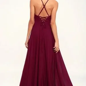crochet midi dress with sleeves Ulla Johnson SUS24 Size:EU 39 US 7.5 bodycon silhouette continues down Ladivine BD104 Satin Bridesmaids
